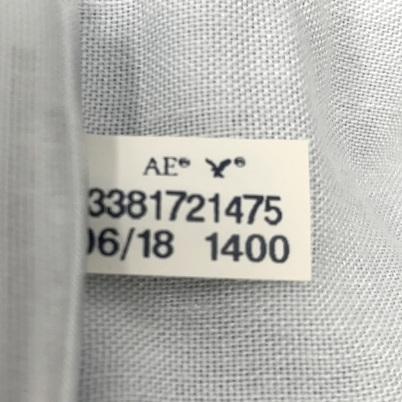 American Eagle Hi Rise Jegging Crop Destroyed Jeans Size 0 - Picture 12 of 12